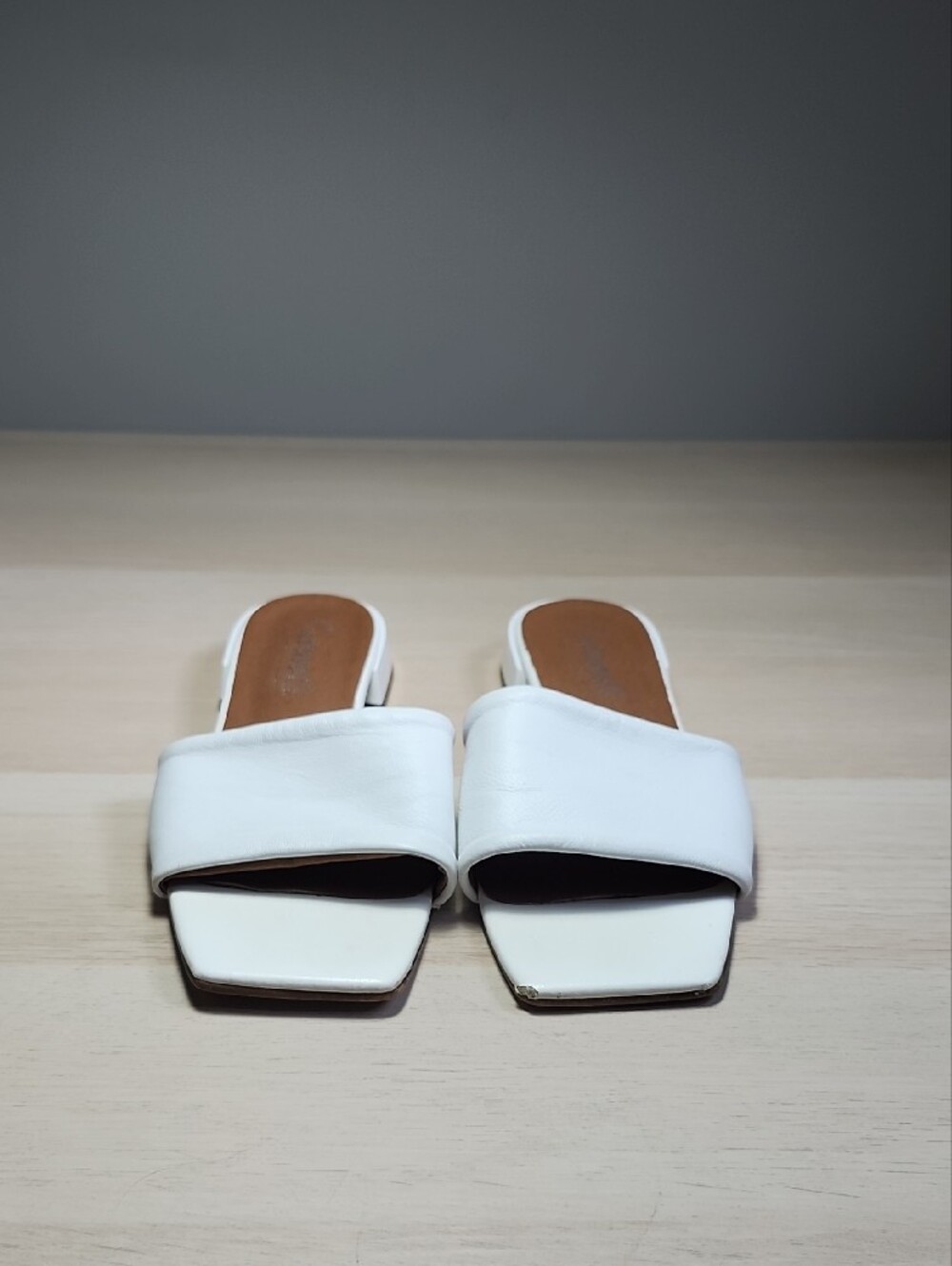 L'INTERVALLE White leather low block heel slide sandals - Picture 4 of 9